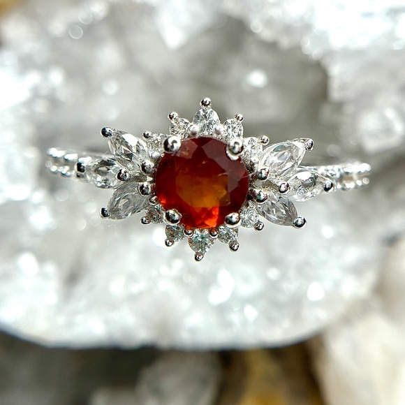 Jewelry - “Elegant Princess” Lovely Hessonite Garnet & White Zircon Ring! 💎 - SIZE (10)